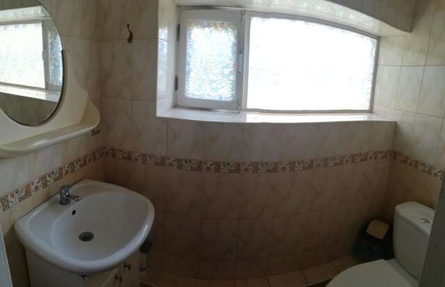 Гостевой дом Guest House on Svobody 25 Бердянск-11